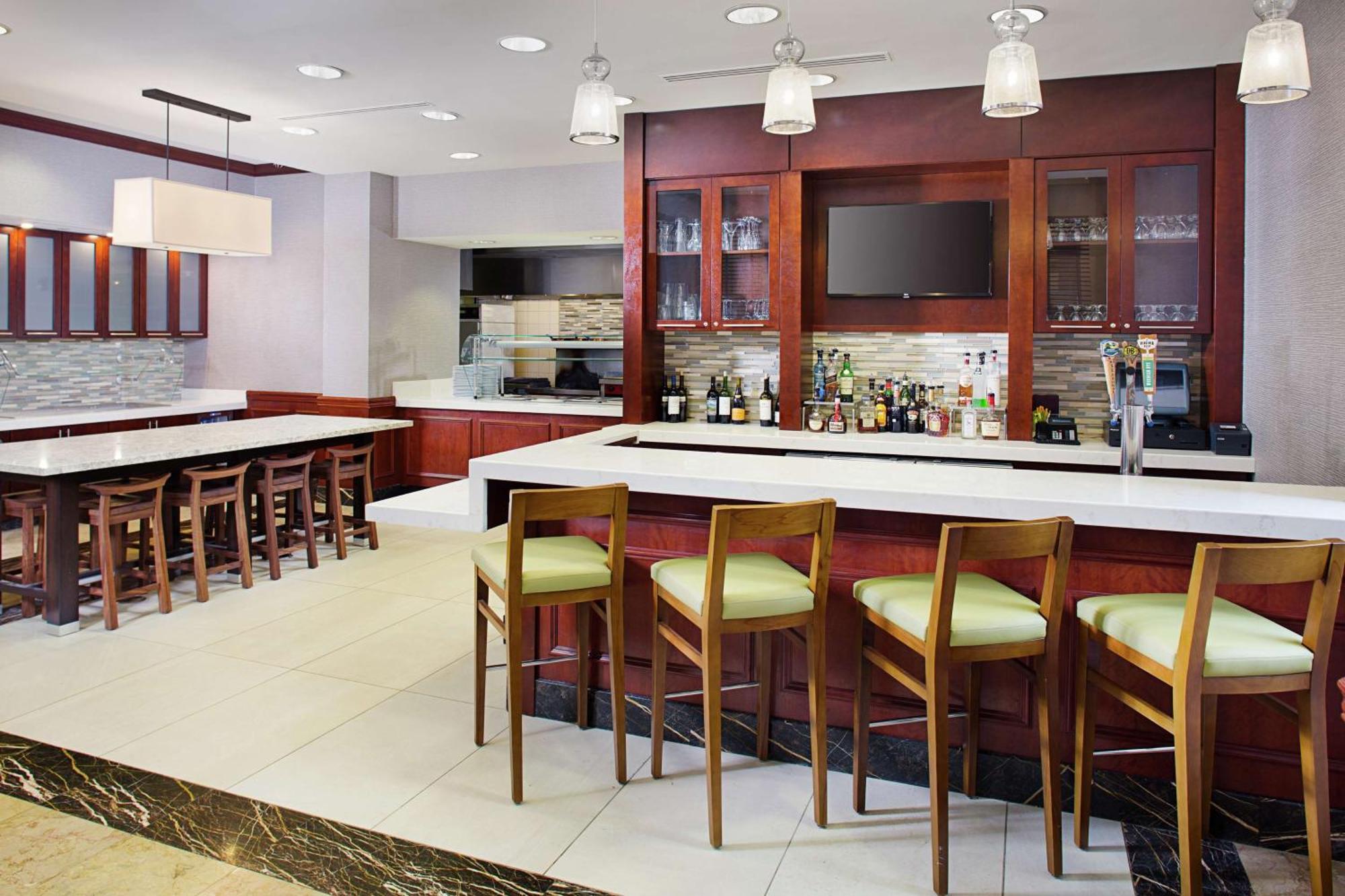 Hilton Garden Inn Virginia Beach Town Center Extérieur photo