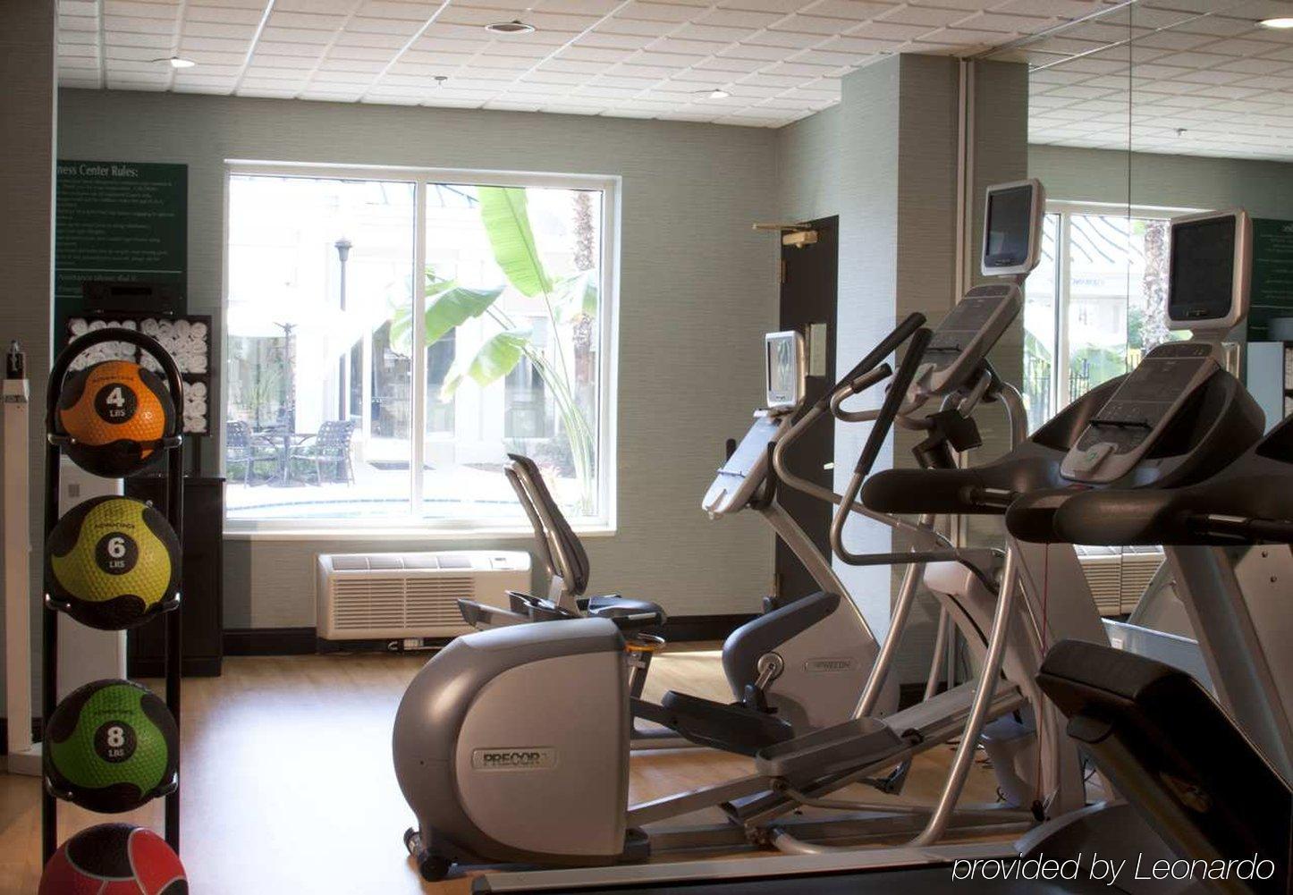 Hilton Garden Inn Virginia Beach Town Center Extérieur photo