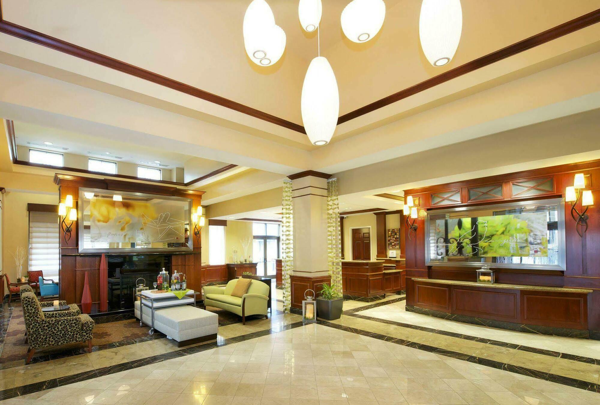 Hilton Garden Inn Virginia Beach Town Center Extérieur photo