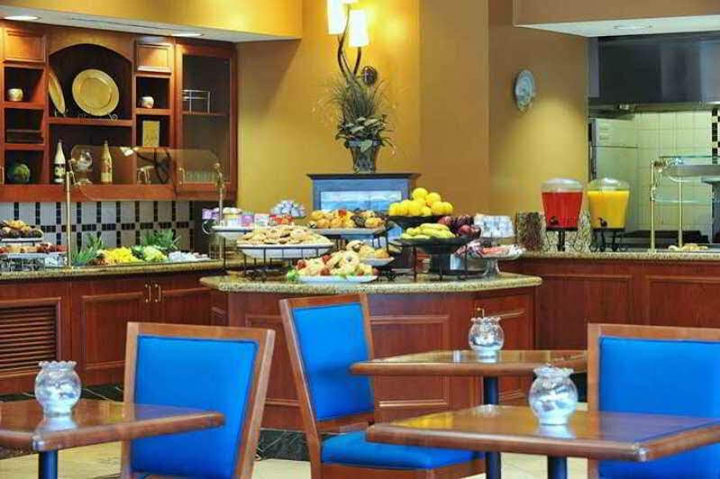 Hilton Garden Inn Virginia Beach Town Center Extérieur photo